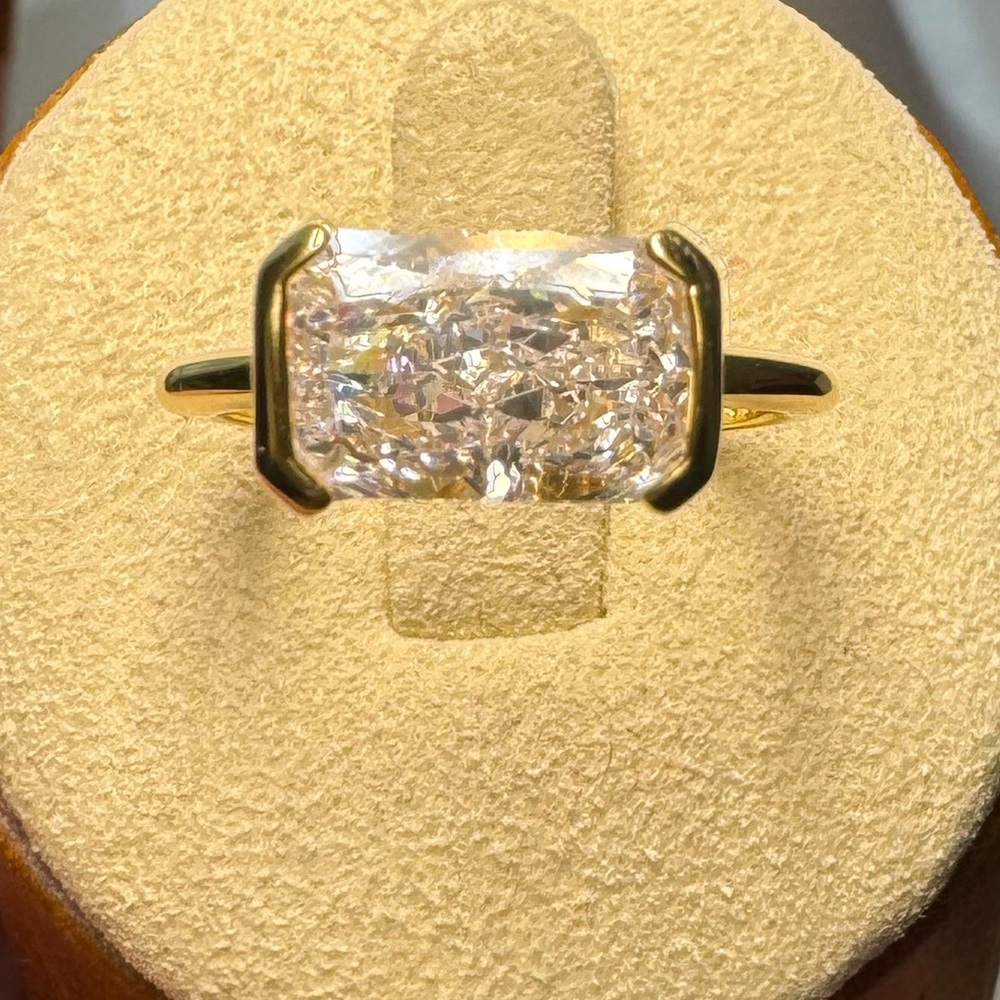 14k 3ct Radiant Cut Ring - Picture 6 of 16